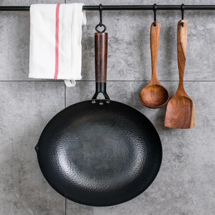 Poêle wok, en acier inoxydable, avec manche en bois cuisine savoureuse
