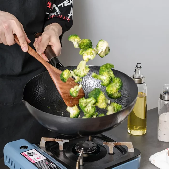 Poêle wok, en acier inoxydable, avec manche en bois haute qualité