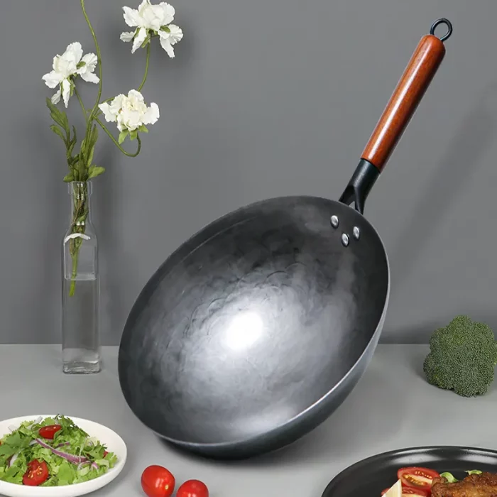 Poêle wok, en fer forgé, 34 cm haute qualité