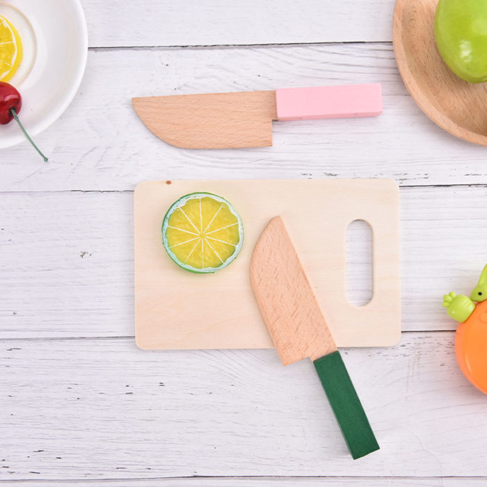 Couteau en bois hachoir pour enfants vert