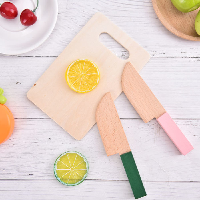 Couteau en bois hachoir pour enfants vert