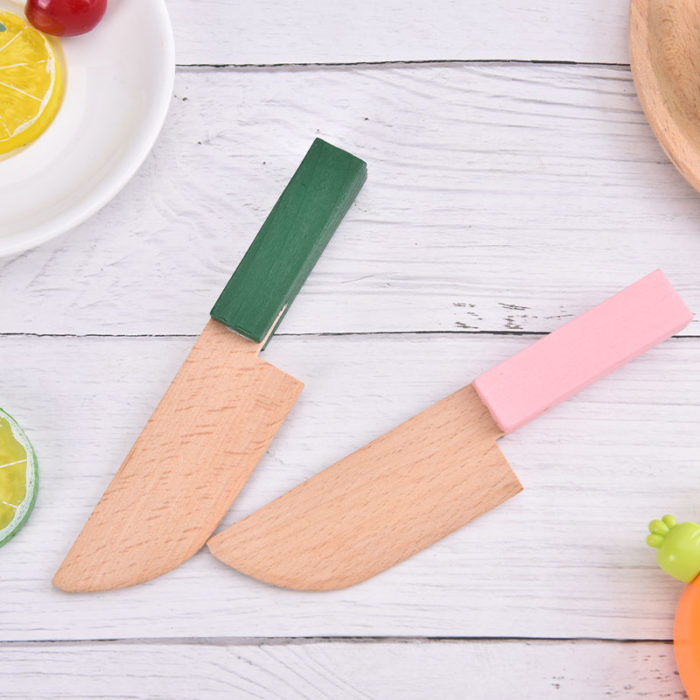 Couteau en bois hachoir pour enfants vert