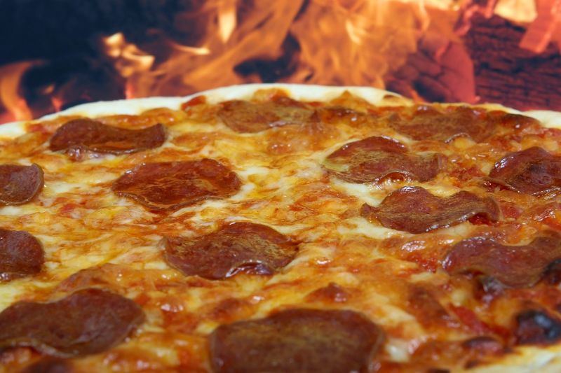 Cuisine Four à pizza : Transformez votre cuisine en pizzeria maison !