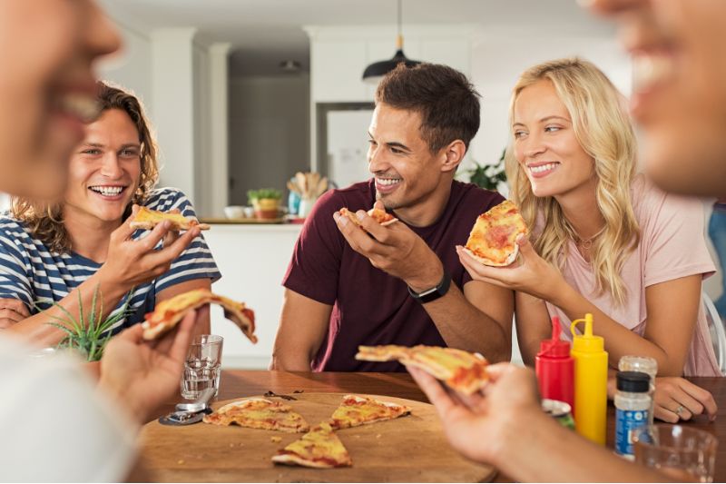 Cuisine Four à pizza : Transformez votre cuisine en pizzeria maison !