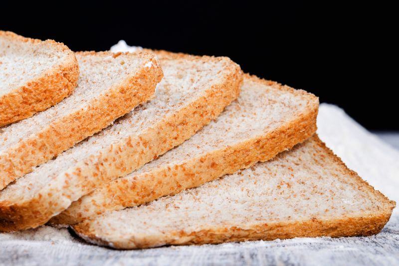 Cuisine Réussissez Votre Pain de Mie à Chaque Fois : Choisissez le Moule à Pain de Mie Parfait!