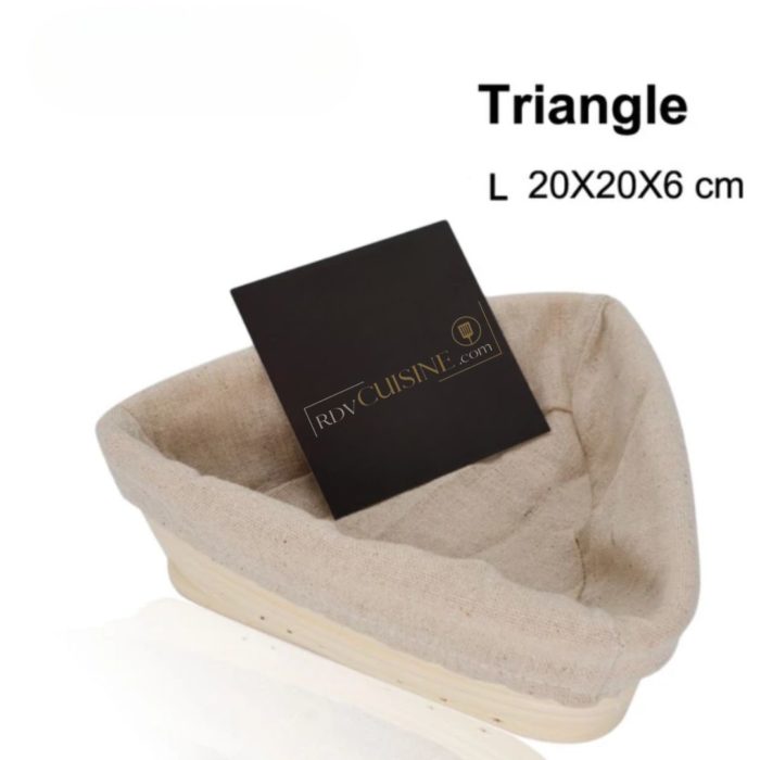 Panier à pain triangulaire en véritable rotin
