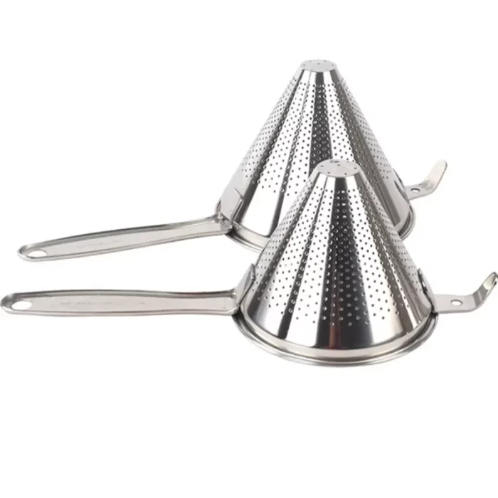 Chinois de cuisine passe sauce inox