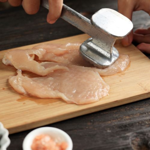 Attendrisseur de Viande : Le Secret d’une Chair Tendre et Savoureuse à Chaque Bouchée