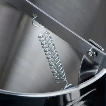 Entonnoir doseur à piston en inox.webp